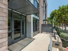 13045 Pacific 120, Los Angeles CA 90094