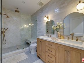 3188 S Bentley Avenue, Los Angeles CA 90034