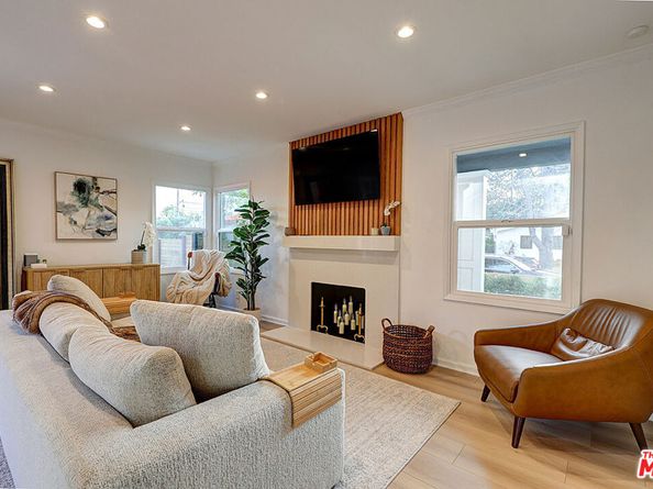 3188 S Bentley Avenue, Los Angeles CA 90034