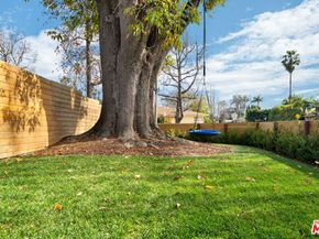 3188 S Bentley Avenue, Los Angeles CA 90034