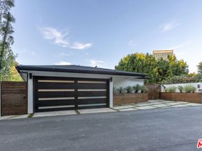 3914 Fredonia Drive, Los Angeles CA 90068