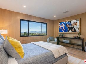 3914 Fredonia Drive, Los Angeles CA 90068