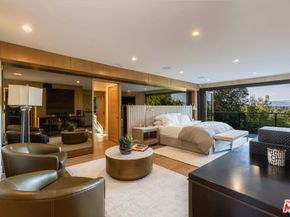 3914 Fredonia Drive, Los Angeles CA 90068