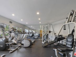 2385 Roscomare Road E17, Los Angeles CA 90077