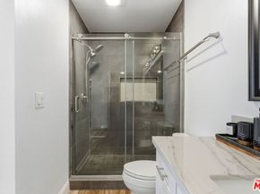 2385 Roscomare Road E17, Los Angeles CA 90077