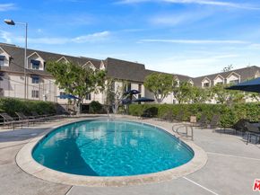 2385 Roscomare Road E17, Los Angeles CA 90077