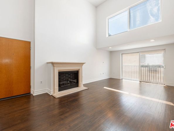 1353 N Fuller Avenue PH7, Los Angeles CA 90046