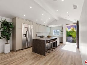 6743 Colgate Avenue, Los Angeles CA 90048