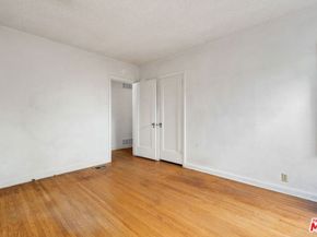 704 17th Street, Santa Monica CA 90402