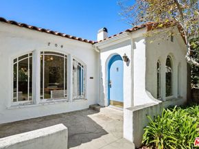 704 17th Street, Santa Monica CA 90402