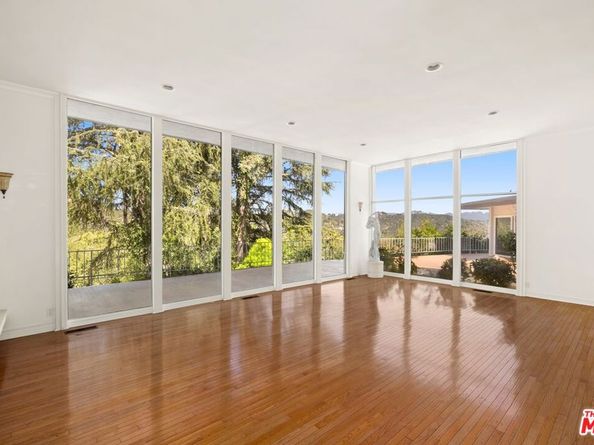 1743 Stone Canyon Road, Los Angeles CA 90077