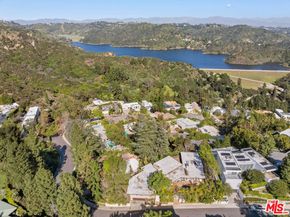 1743 Stone Canyon Road, Los Angeles CA 90077