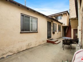 802 Ozone Street, Santa Monica CA 90405