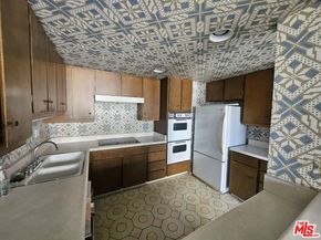 2170 E Century Parkway 1002, Los Angeles CA 90067