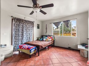 13748 Sunburst Street, Arleta CA 91331