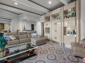 10810 Via  Verona Street, Los Angeles CA 90077