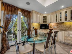 10810 Via  Verona Street, Los Angeles CA 90077