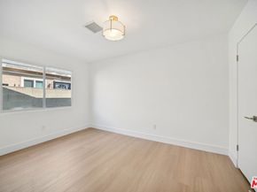 8061 Hesperia Avenue, Reseda CA 91335