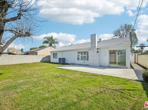 8061 Hesperia Avenue, Reseda CA 91335