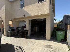 10923 S Inglewood Avenue, Inglewood CA 90304