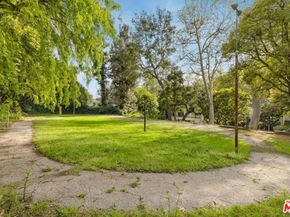 1150 Stone Canyon Road, Los Angeles CA 90077