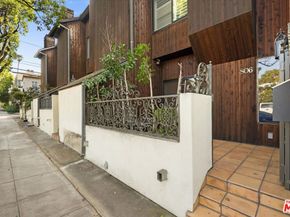 806 Washington Avenue, Santa Monica CA 90403