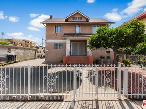 602 W 40th Place, Los Angeles CA 90037