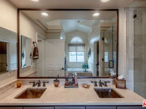 6483 Zuma View Place 106, Malibu CA 90265