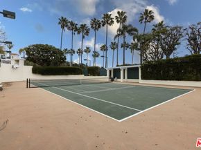 6483 Zuma View Place 106, Malibu CA 90265