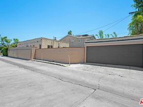 637 N Detroit Street, Los Angeles CA 90036