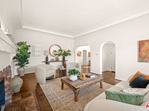 637 N Detroit Street, Los Angeles CA 90036