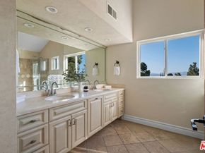 4927 Alatar Drive, Woodland Hills CA 91364