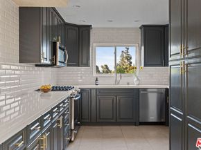 4927 Alatar Drive, Woodland Hills CA 91364
