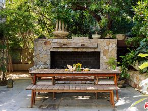 664 Elkins Road, Los Angeles CA 90049