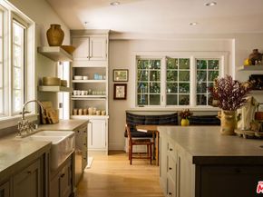 664 Elkins Road, Los Angeles CA 90049