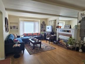 1013 S Curson Avenue, Los Angeles CA 90019