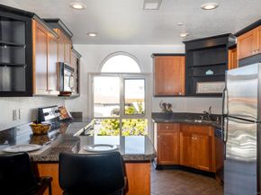 7514 Girard Ave 22, La Jolla CA 92037
