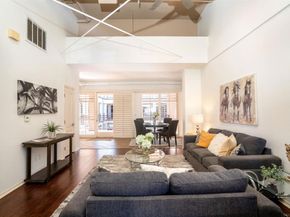 7514 Girard Ave 22, La Jolla CA 92037