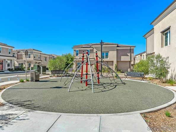 1218 Sunrise View 105, San Marcos CA 92078