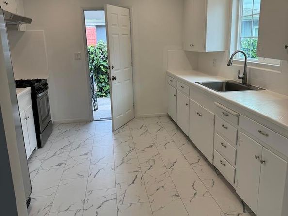 925 14th, Escondido CA 92025