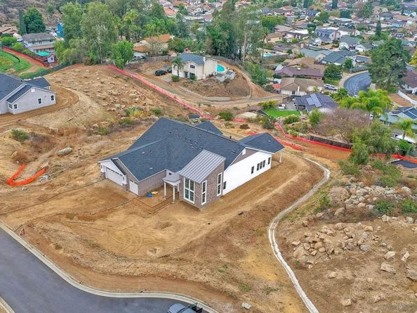 15130 Larchmont St, Poway CA 92064