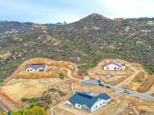 15130 Larchmont St, Poway CA 92064