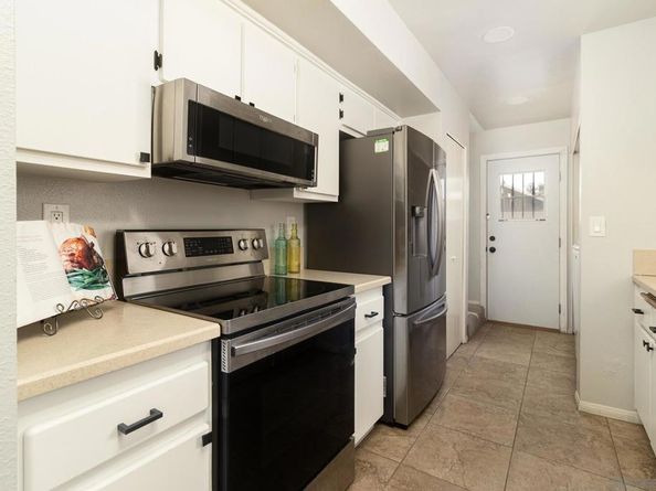 7043 Wattle Dr, San Diego CA 92139