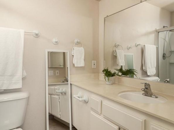 7043 Wattle Dr, San Diego CA 92139