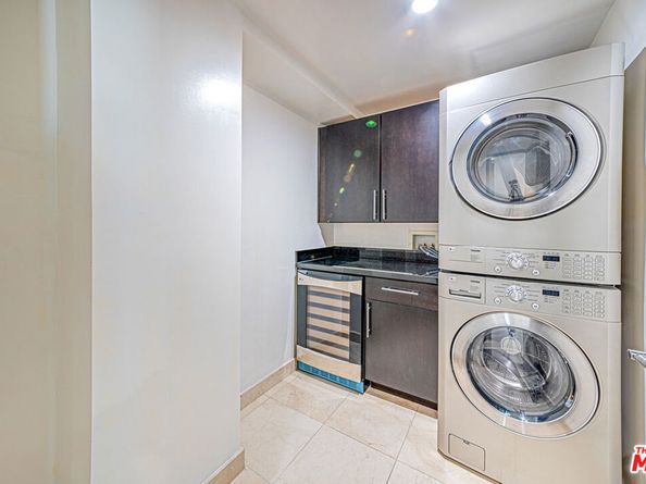 702 S Serrano Avenue 504, Los Angeles CA 90005