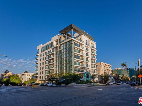 702 S Serrano Avenue 504, Los Angeles CA 90005