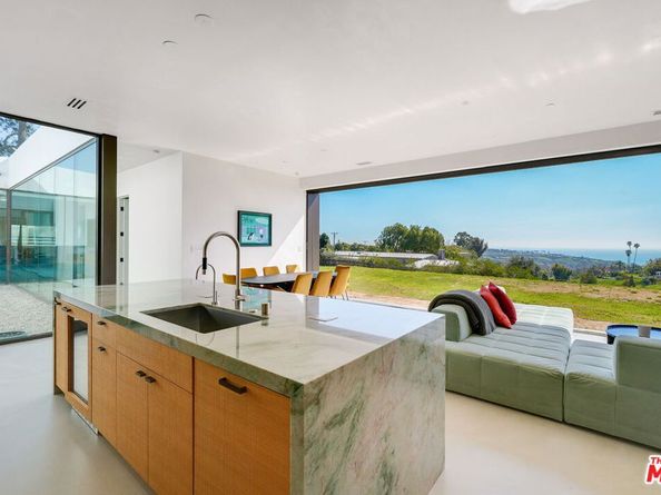 5649 Calpine Drive, Malibu CA 90265