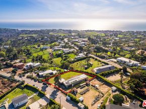 5649 Calpine Drive, Malibu CA 90265