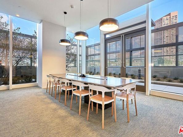 889 Francisco Street 3603, Los Angeles CA 90017