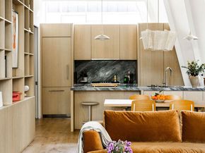 1826 Canyon Drive, Los Angeles CA 90028